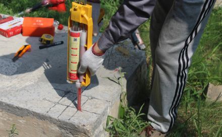 不锈钢定型化学锚栓和碳钢定型化学锚栓有什么特点